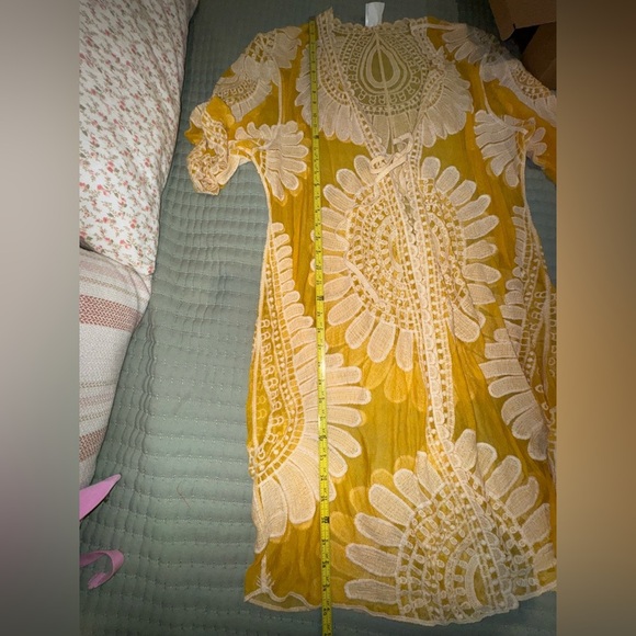 SirenLily Yellow and White maternity Floral Kimono. Size XL - Picture 6 of 10